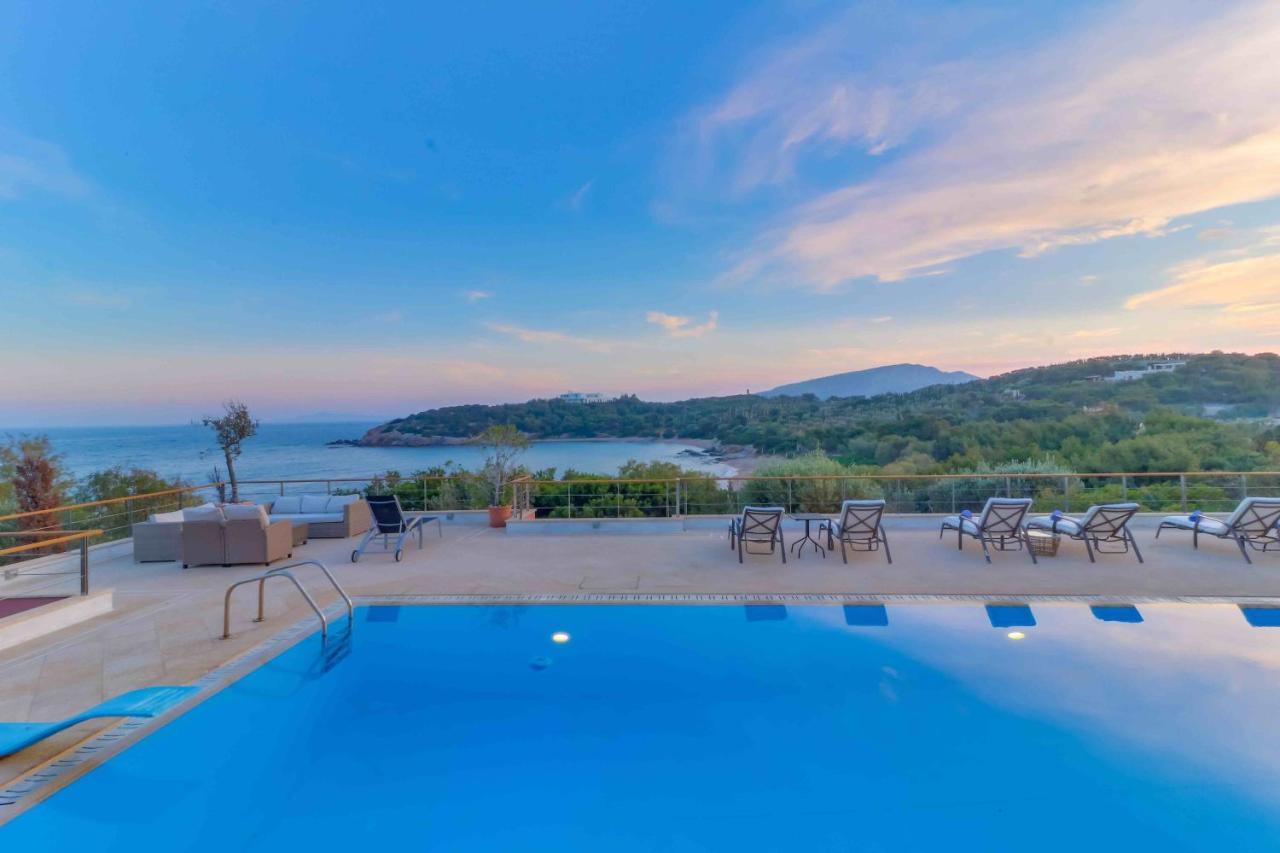 Black Diamond Beachfront Pool Villa Pasithea In Sounio, Athens Sounion Bagian luar foto