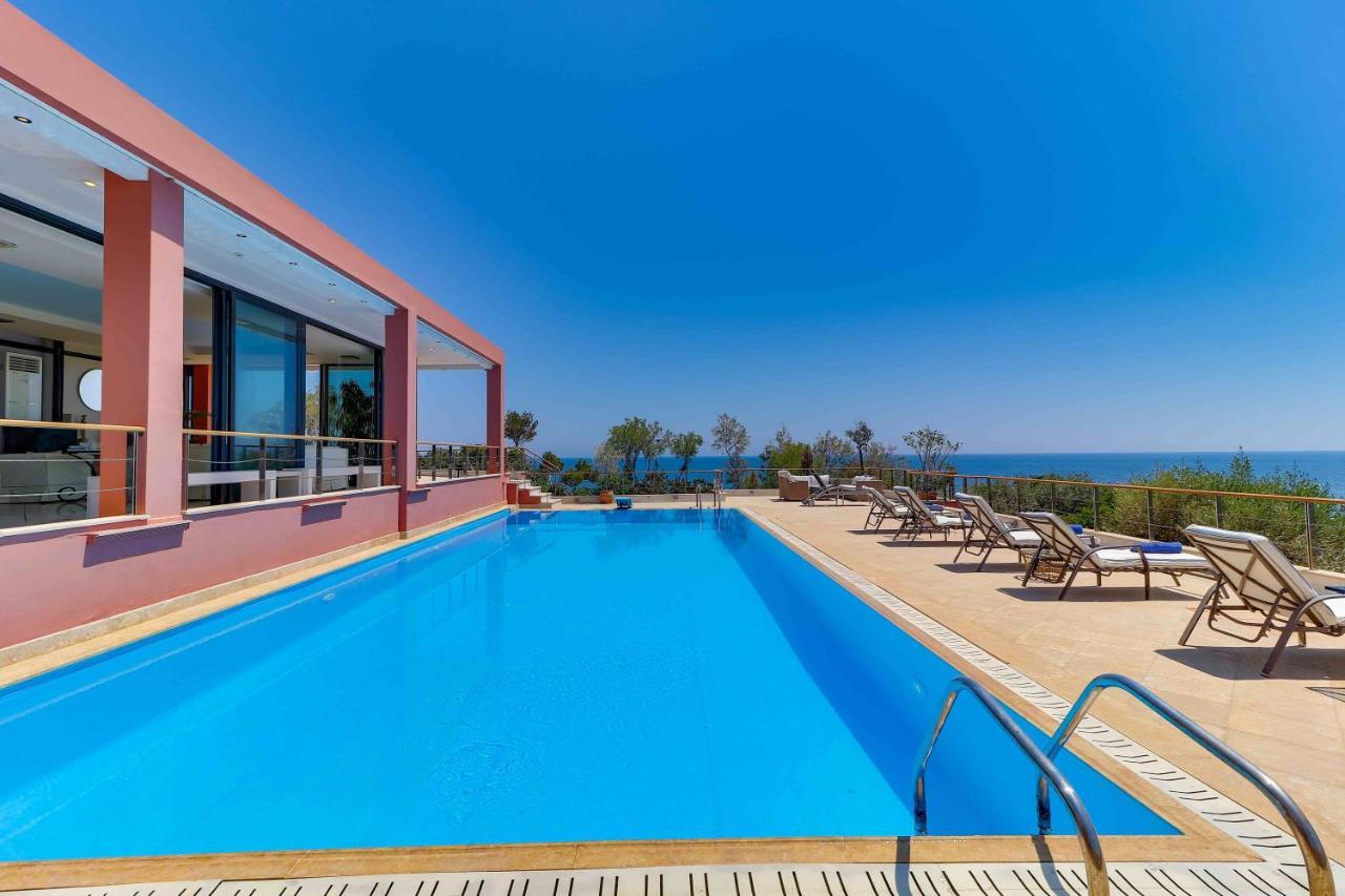 Black Diamond Beachfront Pool Villa Pasithea In Sounio, Athens Sounion Bagian luar foto